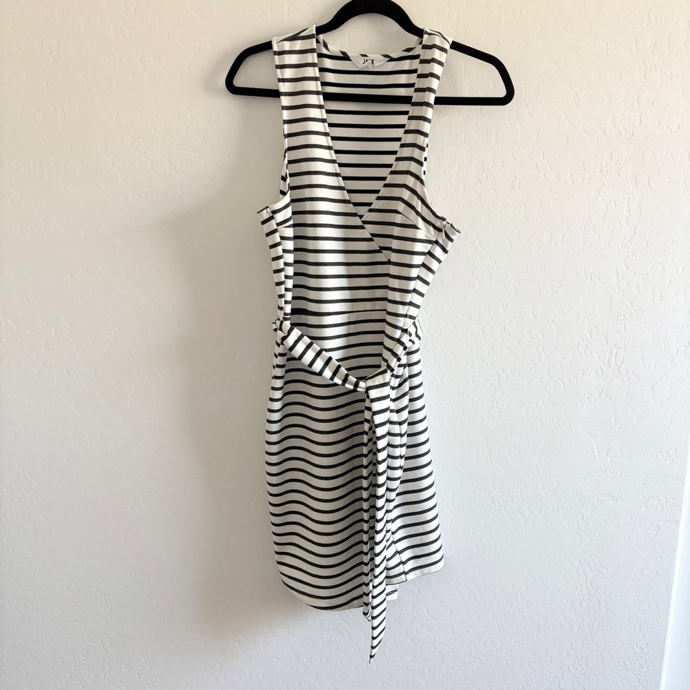 Jack by BB Dakota Striped Dress Sleeveless Wrap Casual Black‎ White L - Picture 2 of 7